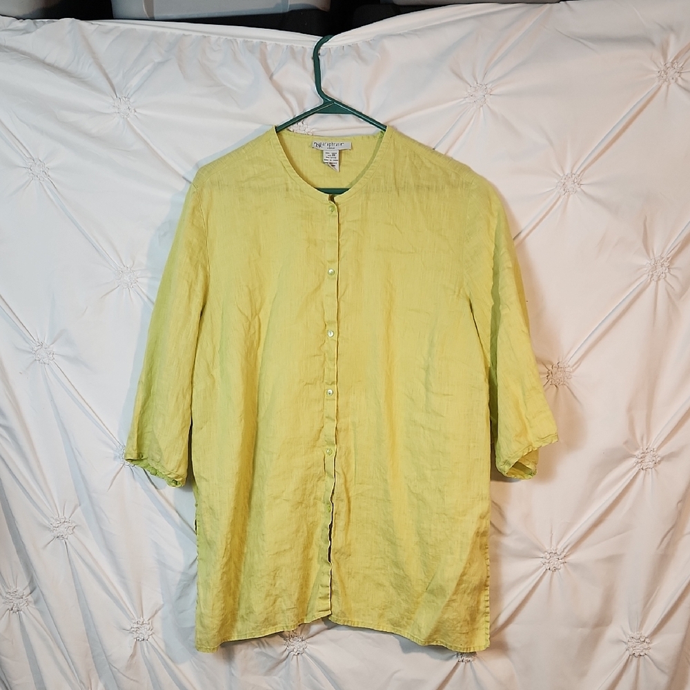 Parapgrase Lime Green Linen Button-Up Blouse